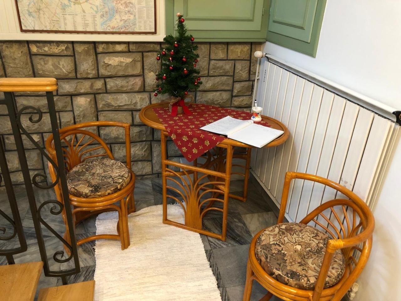 Bed and Breakfast Muskatli Panzio Győr Exterior foto